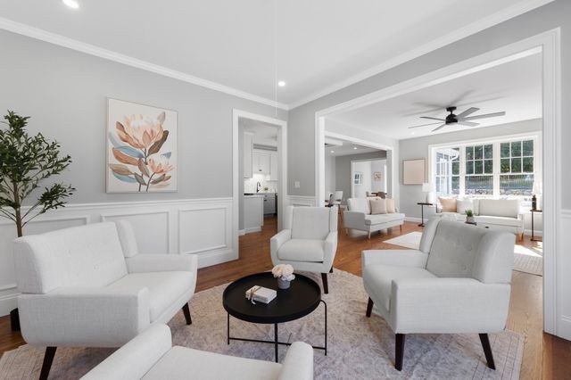 37 School St 37, Woburn, MA 01801