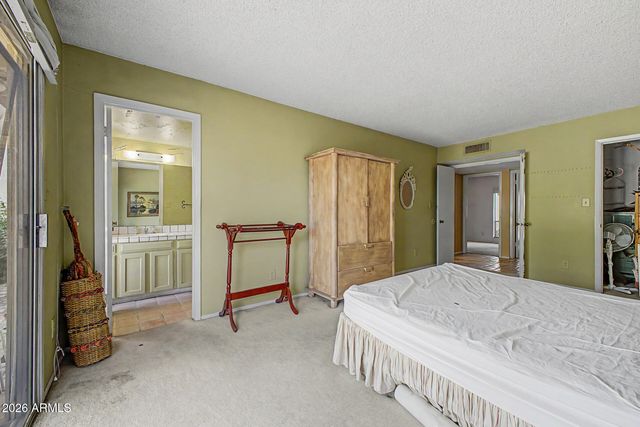 4034 W LOMA Lane, Phoenix, AZ 85051