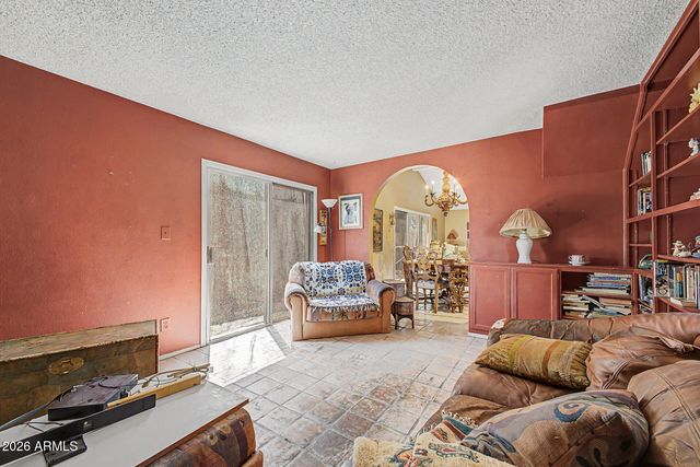 4034 W LOMA Lane, Phoenix, AZ 85051