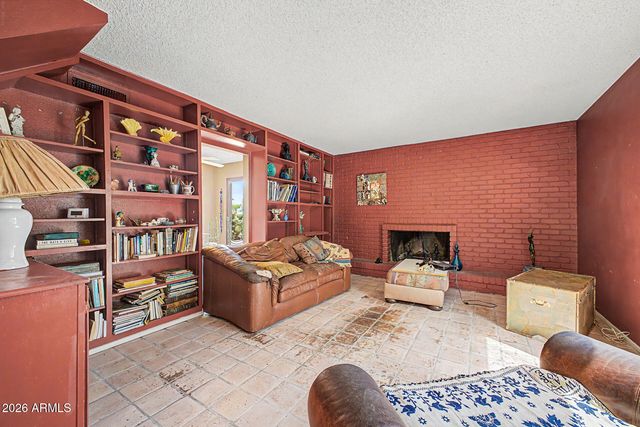 4034 W LOMA Lane, Phoenix, AZ 85051