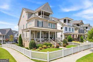 559 S Club Drive, Woodstock, GA 30188