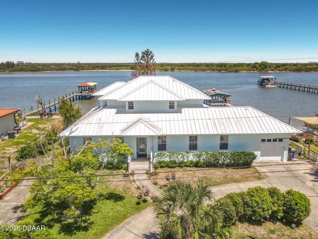 1205 S Riverside Drive, Edgewater, FL 32132