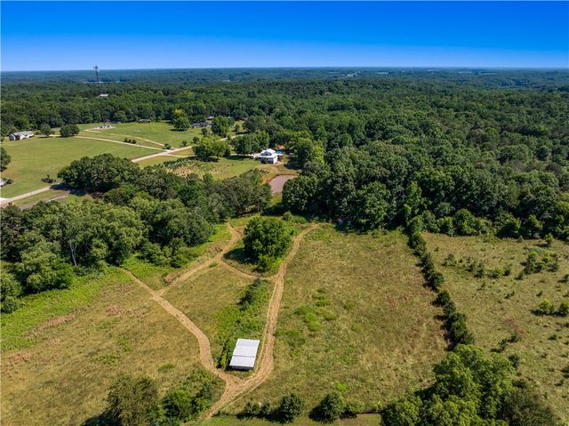 1128 Friendship Road, Seneca, SC 29678