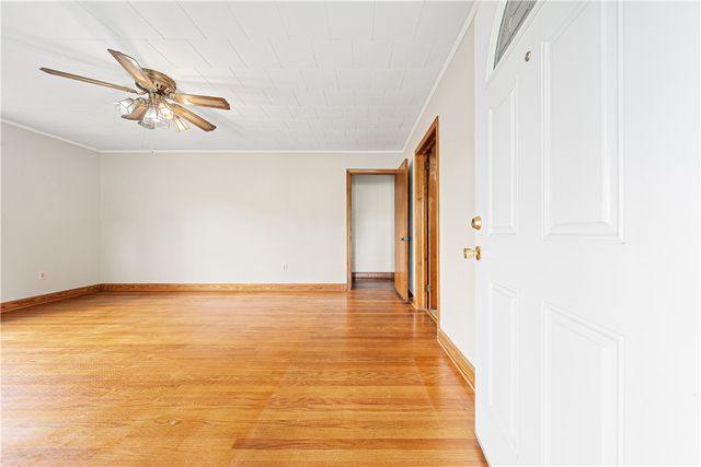 1128 Friendship Road, Seneca, SC 29678