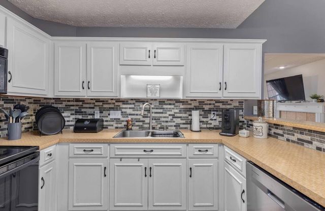 7 Devonshire Drive, Phenix City, AL 36870