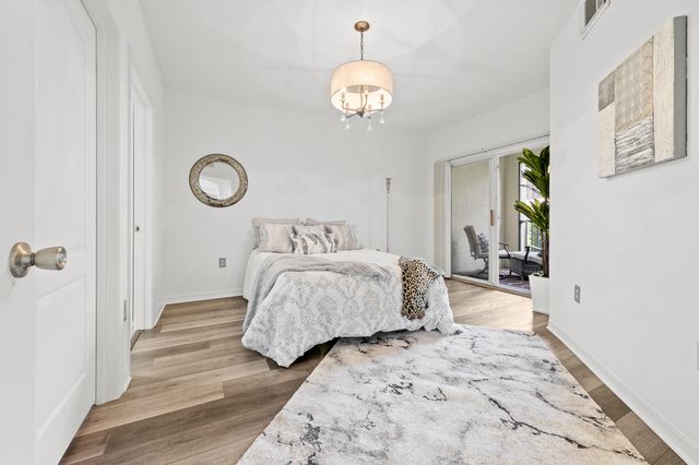 140 SW Peacock Blvd Apt 103, Port St Lucie, FL 34986