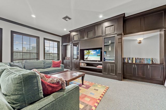 140 SW Peacock Blvd Apt 103, Port St Lucie, FL 34986