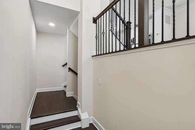 3698 AMBROSE HILLS RD, Falls Church, VA 22041