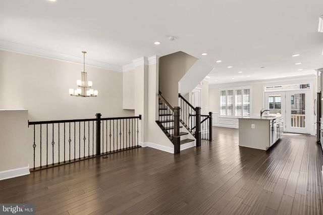3698 AMBROSE HILLS RD, Falls Church, VA 22041