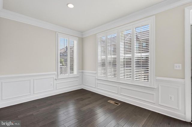 3698 AMBROSE HILLS RD, Falls Church, VA 22041