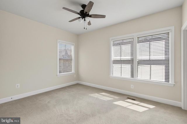 3698 AMBROSE HILLS RD, Falls Church, VA 22041