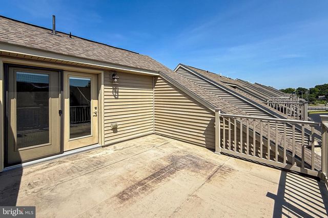 3698 AMBROSE HILLS RD, Falls Church, VA 22041