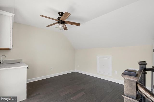 3698 AMBROSE HILLS RD, Falls Church, VA 22041