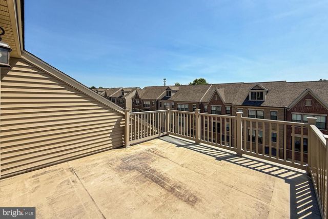 3698 AMBROSE HILLS RD, Falls Church, VA 22041