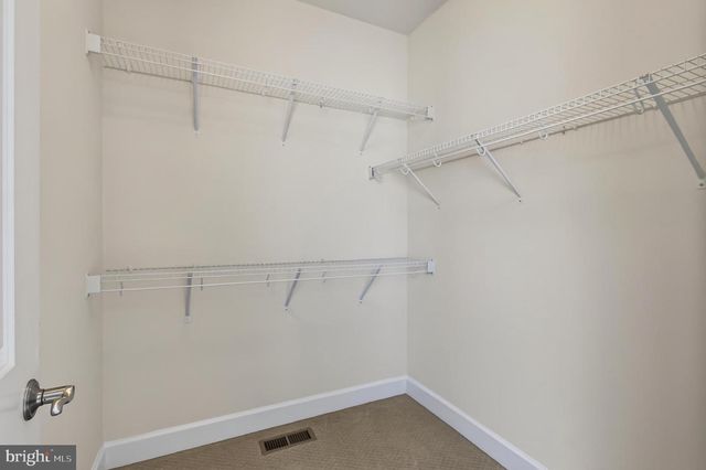 3698 AMBROSE HILLS RD, Falls Church, VA 22041