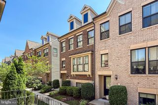3698 AMBROSE HILLS RD, Falls Church, VA 22041