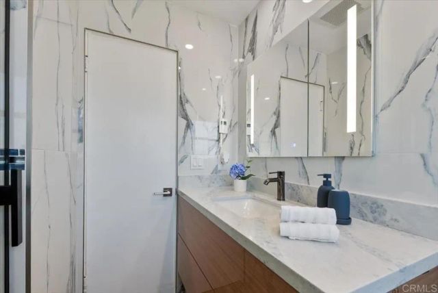 6851 San Pasqual Circle, Buena Park, CA 90620