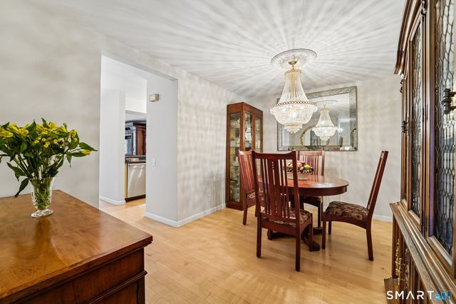 25 Forest Street 6L, Stamford, CT 06901