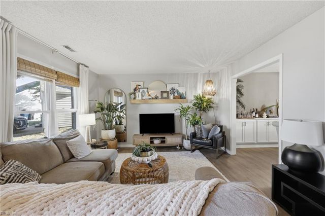 1120 Tibbetstown CT, Virginia Beach, VA 23454