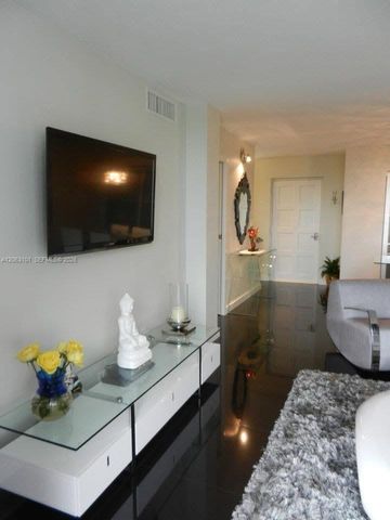 680 NE 64th St A515, Miami, FL 33138