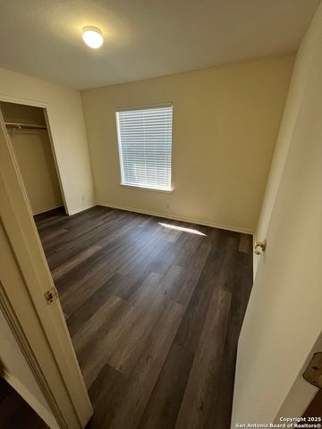 7234 Autumn Wls, Converse, TX 78109