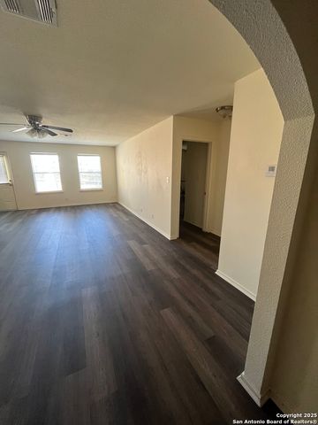 7234 Autumn Wls, Converse, TX 78109