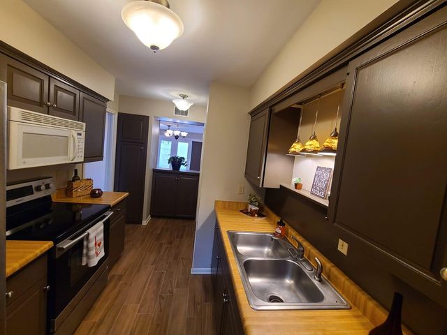 5803 Doliver Drive 67, Houston, TX 77057