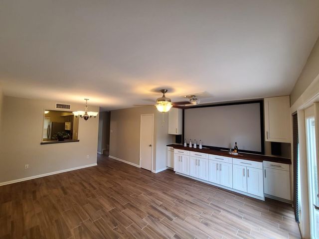 5803 Doliver Drive 67, Houston, TX 77057