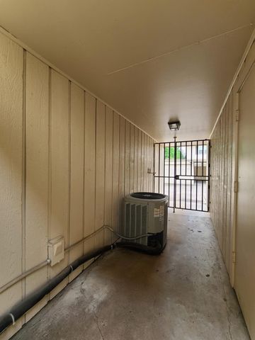 5803 Doliver Drive 67, Houston, TX 77057