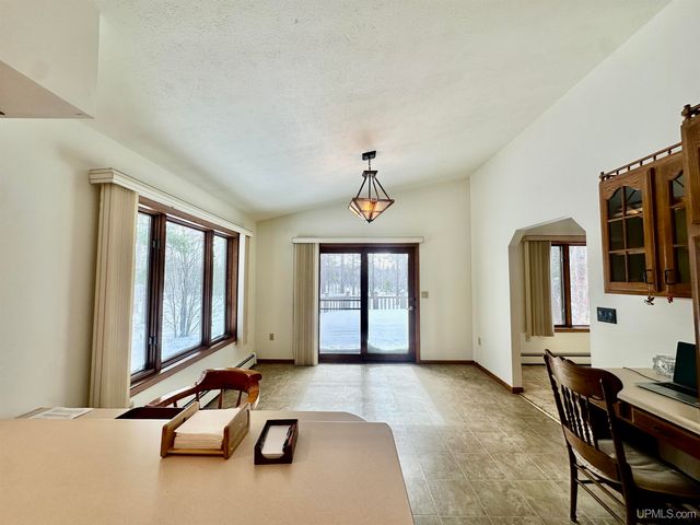 272 Timberlane Drive, Marquette, MI 49855