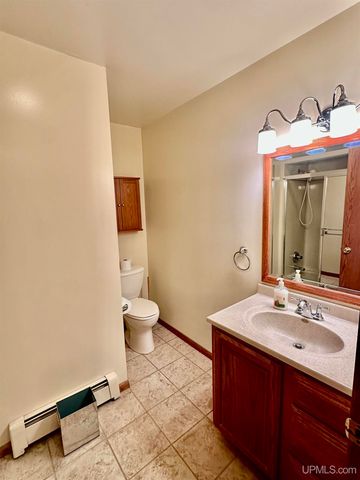 272 Timberlane Drive, Marquette, MI 49855