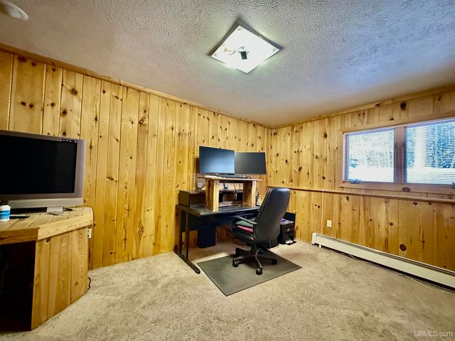 272 Timberlane Drive, Marquette, MI 49855