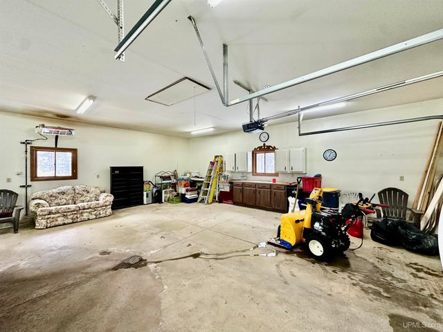 272 Timberlane Drive, Marquette, MI 49855