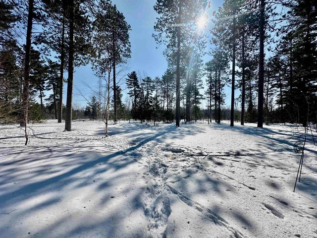 272 Timberlane Drive, Marquette, MI 49855