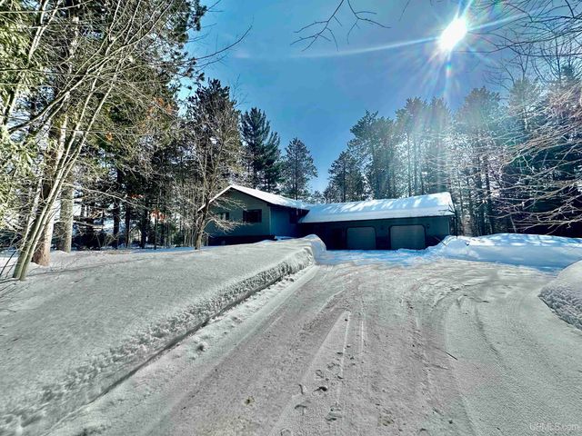 272 Timberlane Drive, Marquette, MI 49855