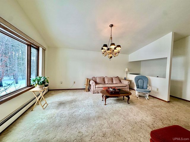 272 Timberlane Drive, Marquette, MI 49855