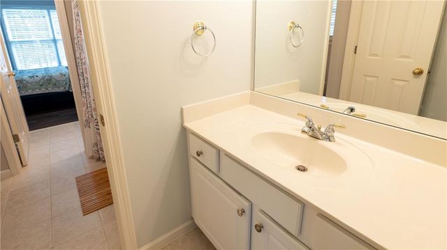 916 Bishops Crossing, Norcross, GA 30071