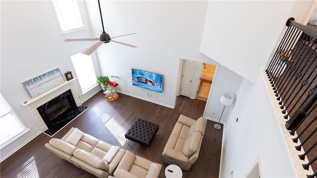 916 Bishops Crossing, Norcross, GA 30071