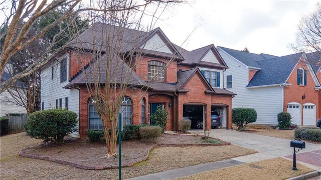 916 Bishops Crossing, Norcross, GA 30071