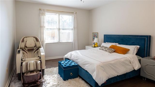 916 Bishops Crossing, Norcross, GA 30071