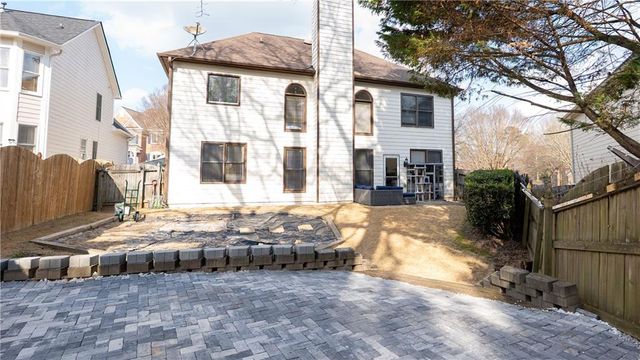 916 Bishops Crossing, Norcross, GA 30071