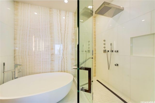 1118 Ala Moana Boulevard 2805, Honolulu, HI 96814