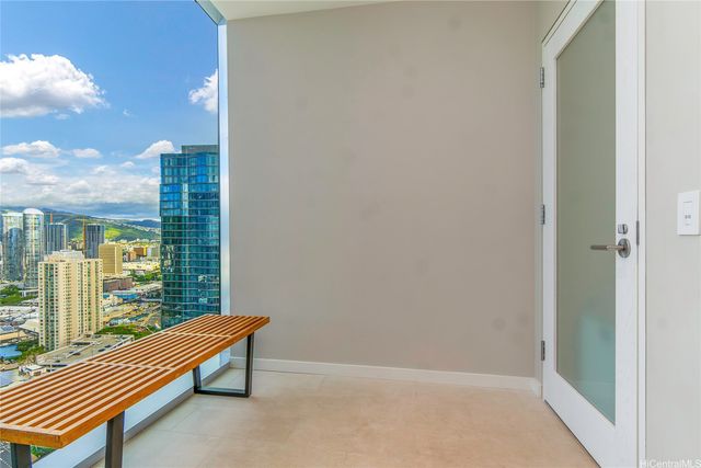 1118 Ala Moana Boulevard 2805, Honolulu, HI 96814