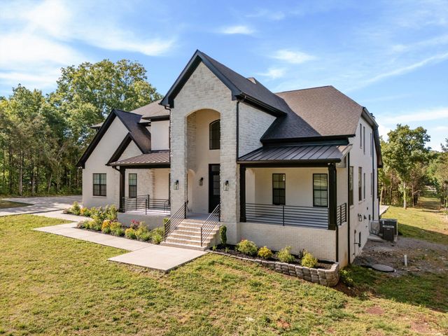2085 Kidd Rd, Nolensville, TN 37135