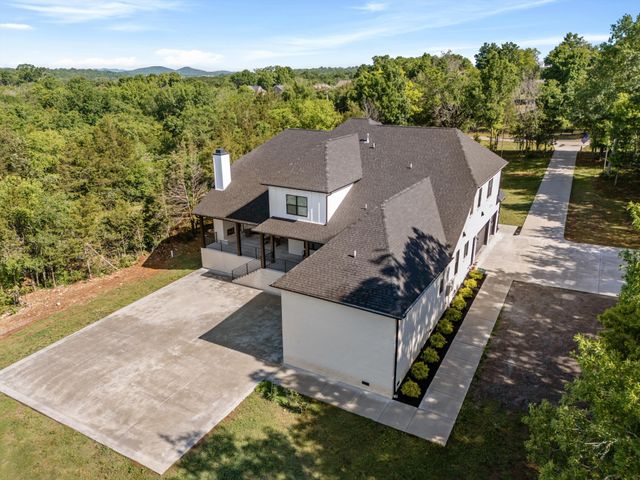 2085 Kidd Rd, Nolensville, TN 37135