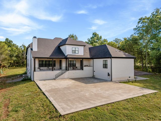 2085 Kidd Rd, Nolensville, TN 37135