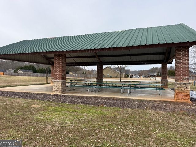 690 Lake Vista Drive, Jefferson, GA 30549