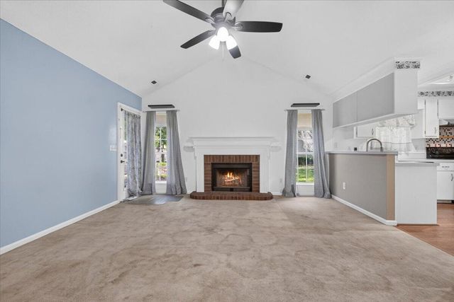 105 Blackwalnut Drive, Summerville, SC 29486