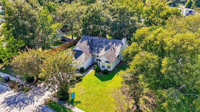 105 Blackwalnut Drive, Summerville, SC 29486