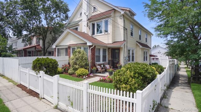 190-27 109th Road, Saint Albans, NY 11412